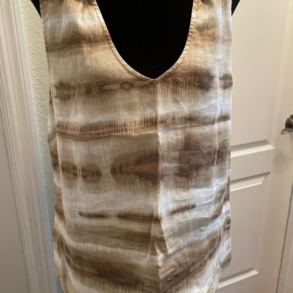 Tommy Bahama Linen top